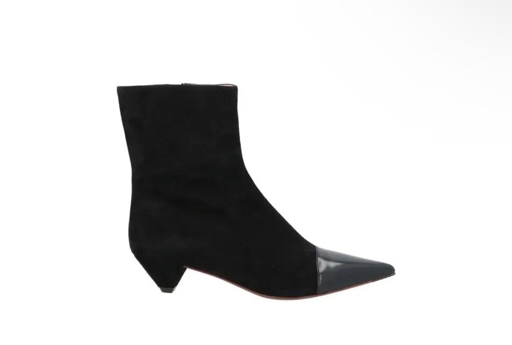 New in box Tods ankle suede boots sz 5.5 LEATHER block heel